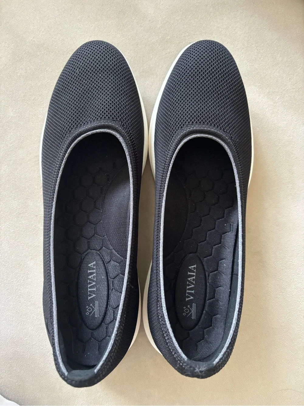 Vivaia Women’s Black Knit Slip-On Shoes Sneakers Almond Toe Washable New size 10